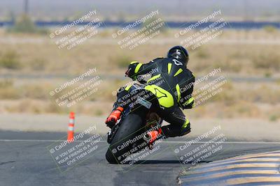 media/Apr-10-2022-SoCal Trackdays (Sun) [[f104b12566]]/Turn 11 Backside (945am)/